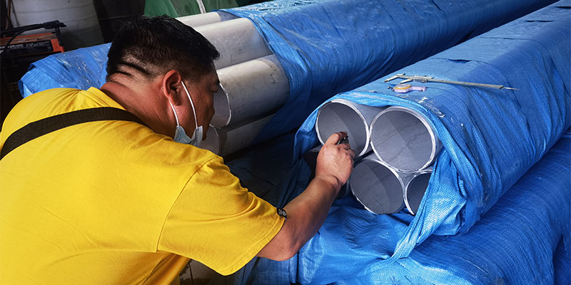 Steel Pipe Final Inspection Steel Pipe Final Inspection